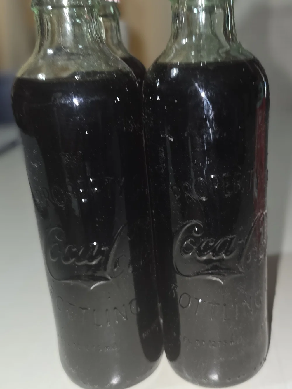2011 Coca-Cola 125th Anniversary Hutchinson Bottle 4-Pack FULL w/ Santa Carrier